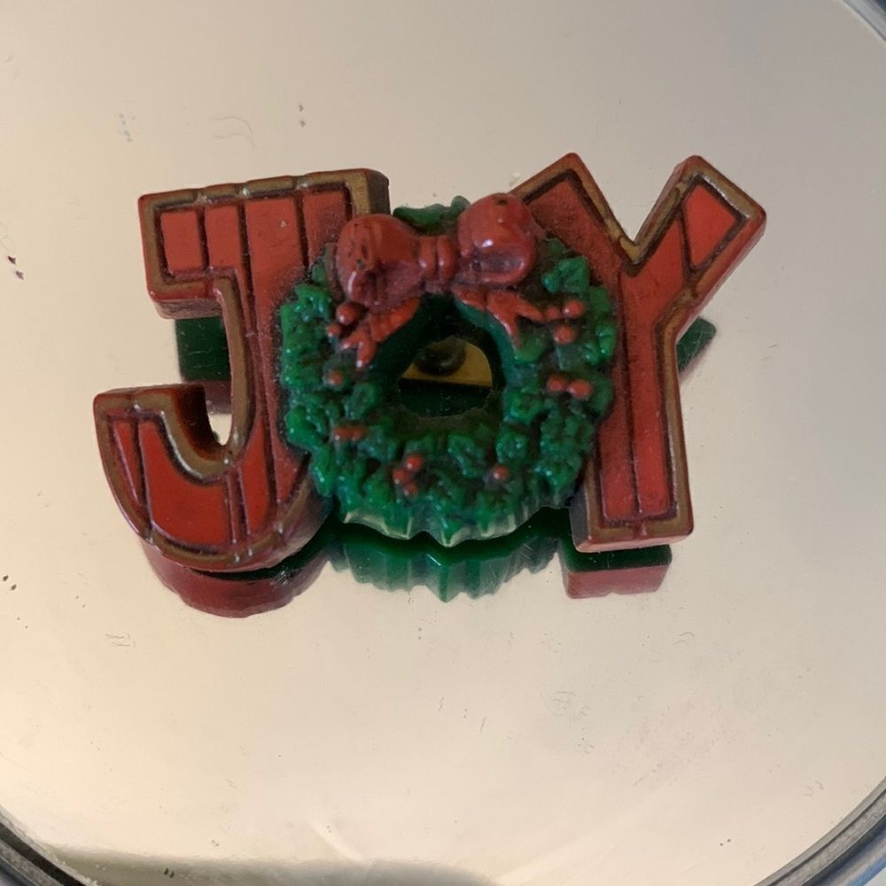 Vtg Hallmark red & green plastic JOY Christmas brooch pin